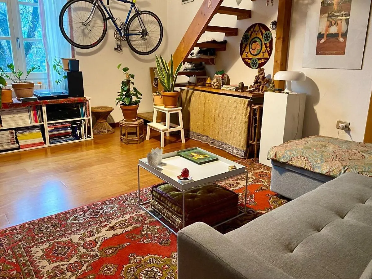 شقة Cozy Loft In The Heart Of ميلان